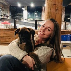 Meet your Posher, Kaleigh